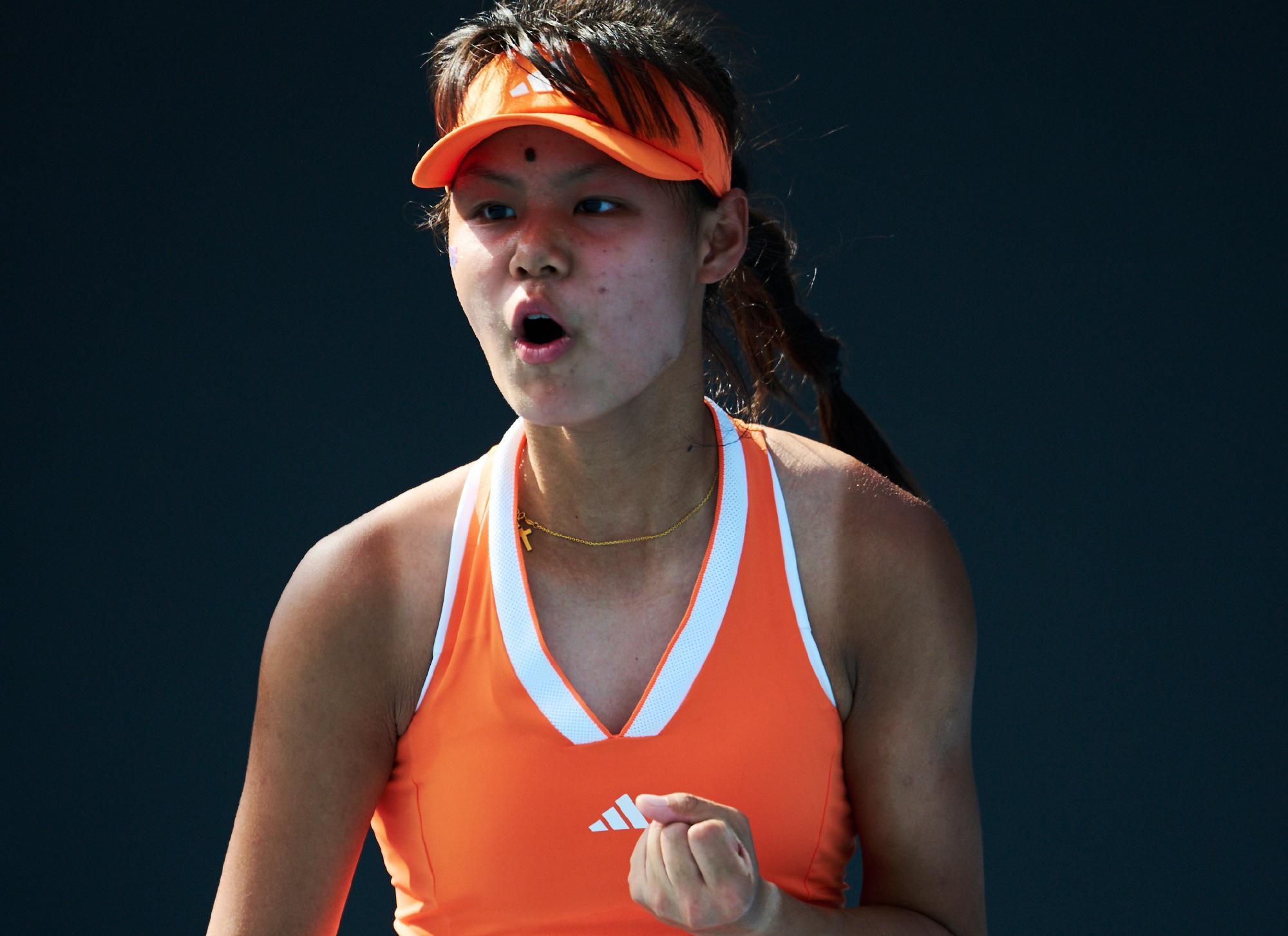 体育娱乐平台-遗憾！中国女网15岁新星1-2止步八强：15连胜终结，已进世界前十